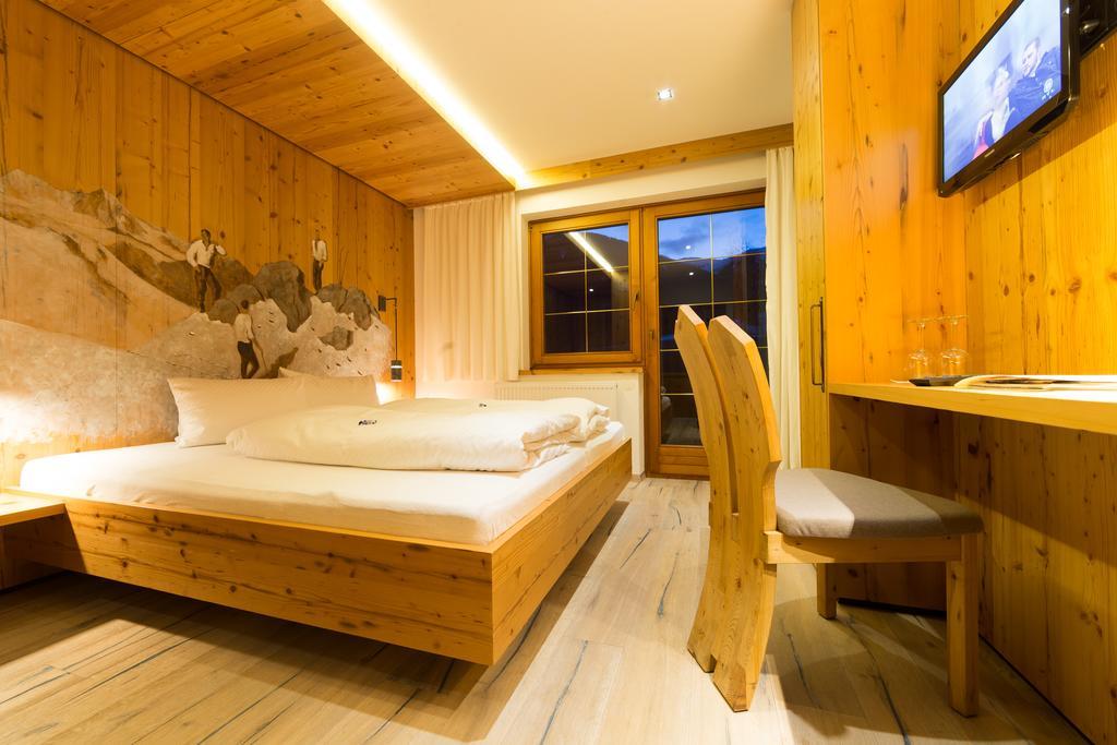 Ferienhaus Alpina Kals-am Großglockner Екстериор снимка