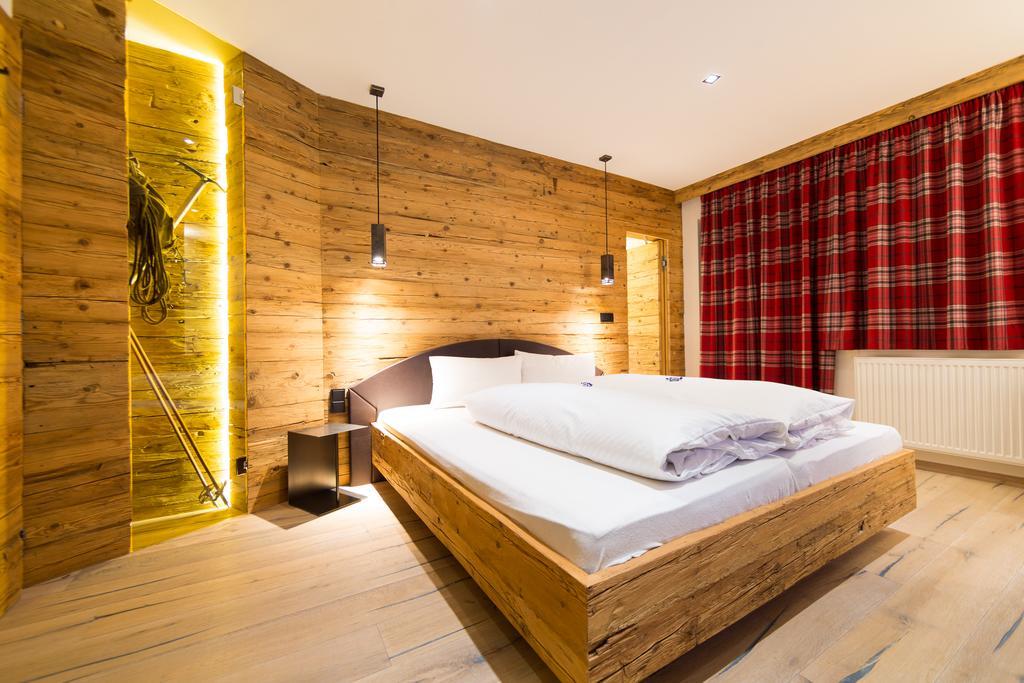 Ferienhaus Alpina Kals-am Großglockner Екстериор снимка